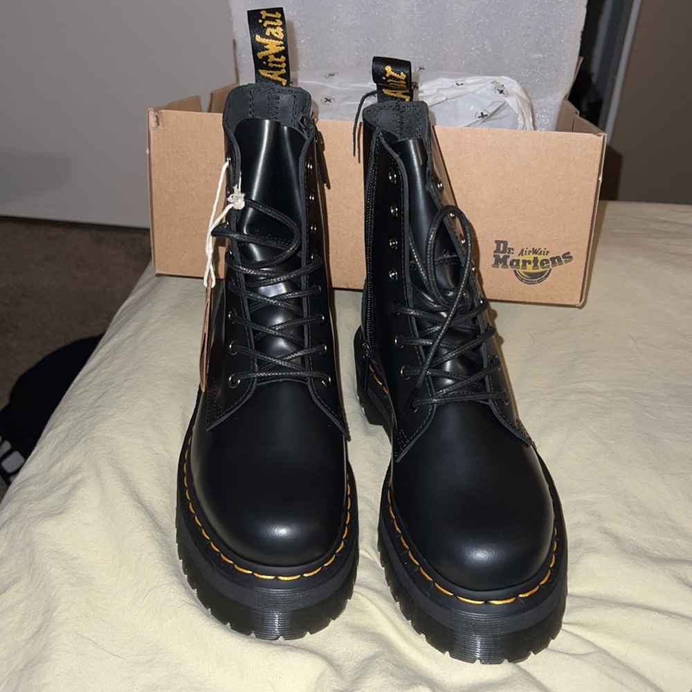 Jadon Dr Martens